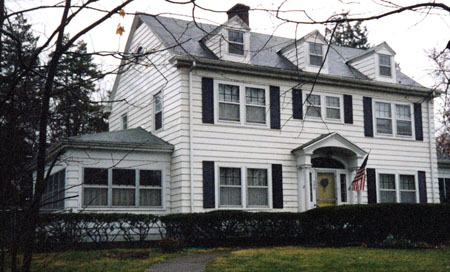300 Greenwood.jpg (50412 bytes)